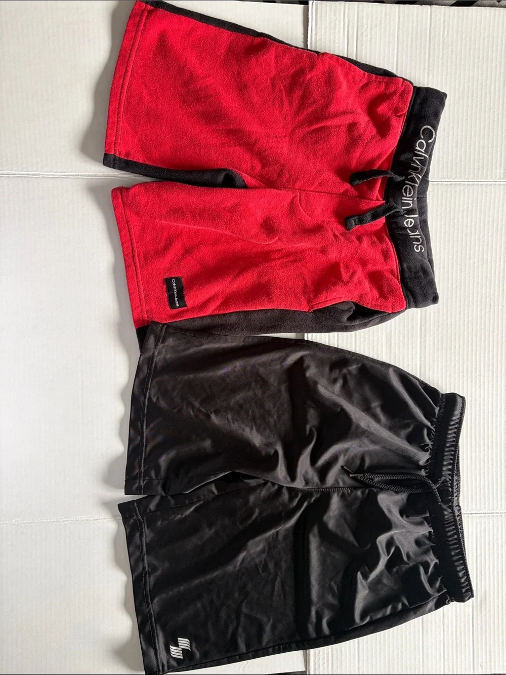 Boys short sleeve T-shirt & Shorts bundle Size 10/12 GUC #74